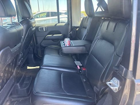 Used 2021 Jeep Wrangler Unlimited Rubicon 4xe w/ Steel Bumper Group AWD/4WD image 10