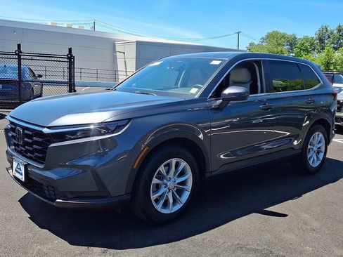 Used 2024 Honda CR-V EX image 3