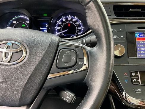 Used 2013 Toyota Avalon XLE Touring FWD image 24
