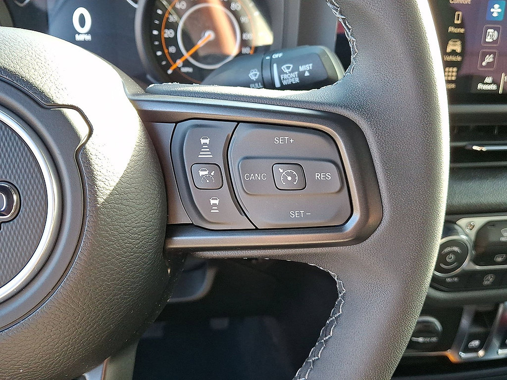 Certified 2025 Jeep Wrangler Sport AWD/4WD image 18