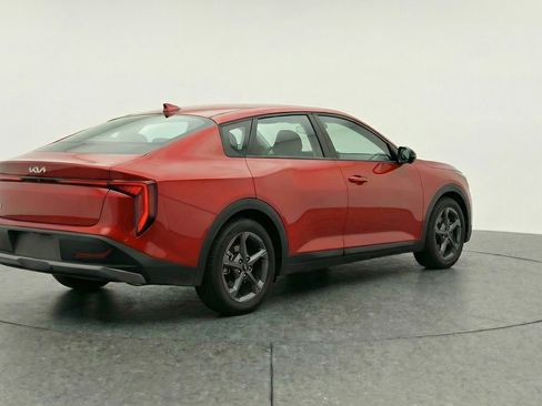 Used 2025 Kia K4 LXS image 7