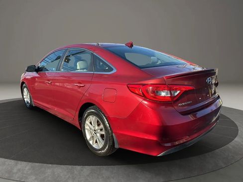 Used 2015 Hyundai Sonata SE image 7