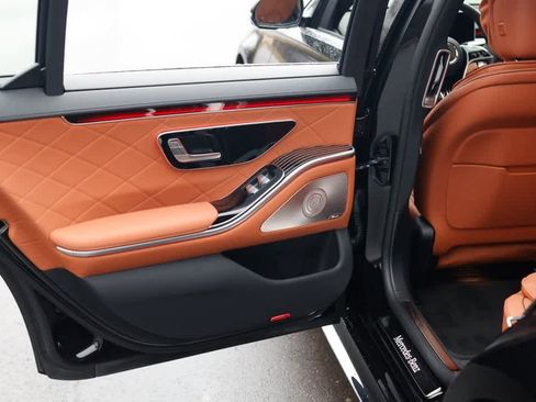 New 2026 Mercedes-Benz S 580 4MATIC Sedan image 18