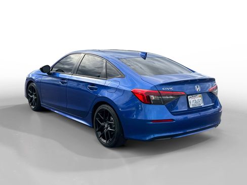 Certified 2024 Honda Civic Sport image 3