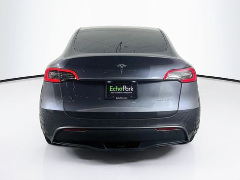 Used 2021 Tesla Model Y Long Range AWD/4WD image 7
