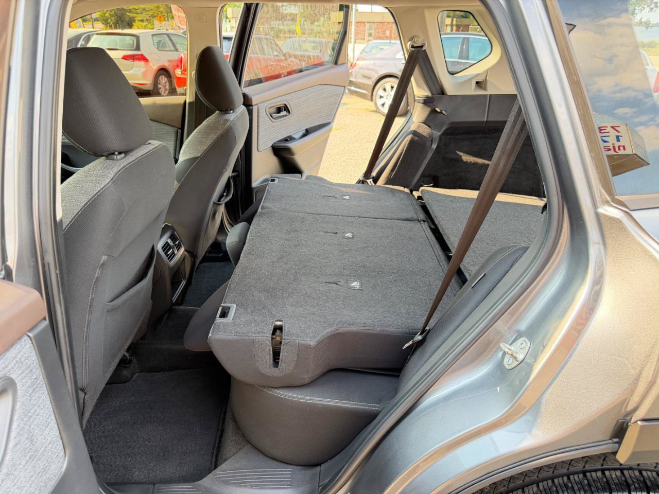 Used 2021 Nissan Rogue S AWD/4WD image 31