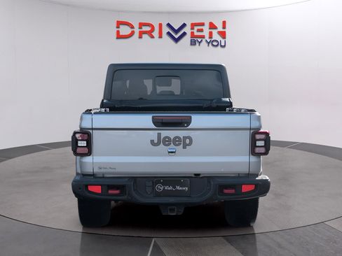 Used 2020 Jeep Gladiator Rubicon image 4