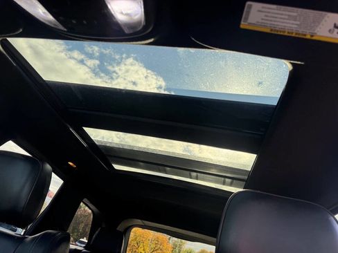 Used 2014 Jeep Grand Cherokee Overland image 6