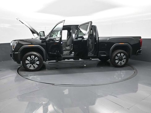 New 2025 GMC Sierra 2500 Denali w/ Technology Package image 29