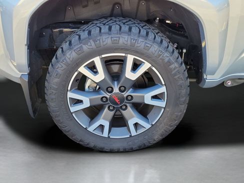 Certified 2025 Toyota 4Runner TRD Sport image 18