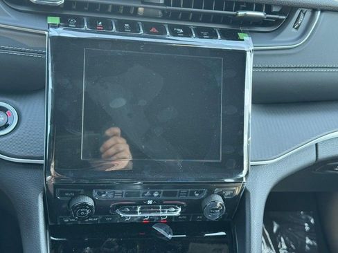 New 2026 Jeep Grand Cherokee Laredo X image 9