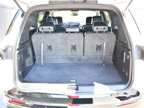 Used 2025 Buick Enclave Sport Touring FWD image 8