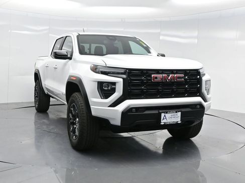 Used 2024 GMC Canyon Elevation w/ Convenience Package image 59