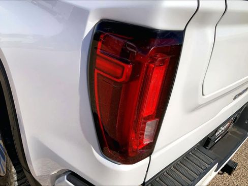 Used 2021 GMC Sierra 1500 Denali w/ Denali Ultimate Package image 31