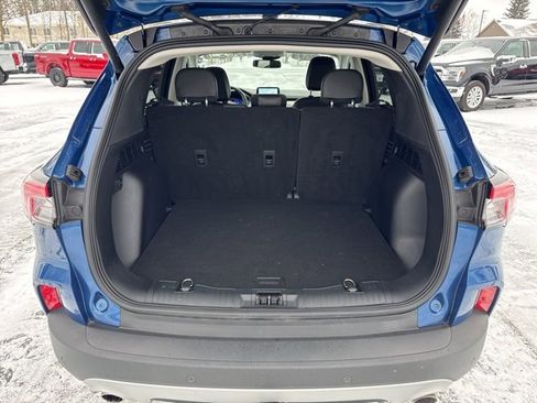 Certified 2022 Ford Escape Titanium w/ Class II Trailer Tow Package image 7