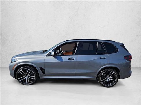 Certified 2024 BMW X5 sDrive40i w/ M Sport Package RWD image 9