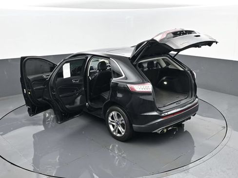 Used 2016 Ford Edge Titanium AWD/4WD image 28