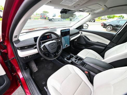 Certified 2025 Ford Mustang Mach-E Premium AWD/4WD image 18