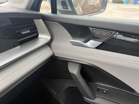 New 2026 Volkswagen Tiguan SE image 20