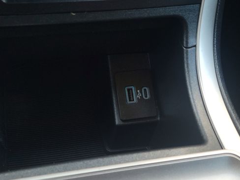 Used 2024 Ford Edge SEL image 22