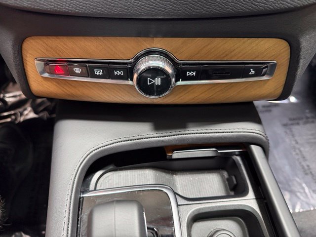 Used 2023 Volvo XC90 B6 Plus w/ Protection Package Premier AWD/4WD image 42