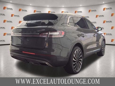Used 2022 Lincoln Nautilus Black Label w/ Class II Trailer Tow Package AWD/4WD image 5