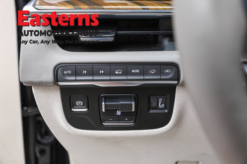 Used 2024 Cadillac Escalade ESV Sport Platinum w/ LPO, ONYX Package AWD/4WD image 20