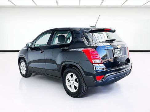 Used 2020 Chevrolet Trax LS FWD image 6