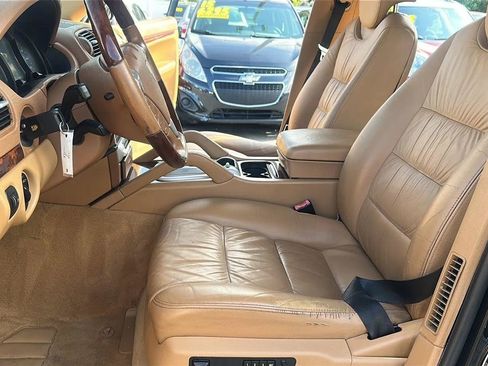 Used 2006 Porsche Cayenne AWD/4WD image 23