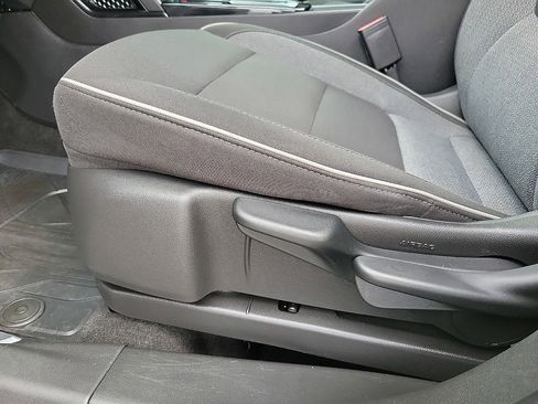 Used 2024 Chevrolet TrailBlazer LS w/ LS Convenience Package FWD image 12