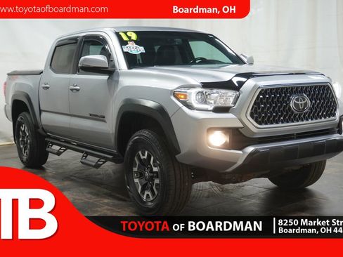 Used 2019 Toyota Tacoma TRD Off-Road image 1