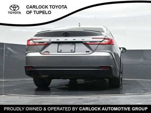 Used 2025 Toyota Camry SE w/ Convenience Package image 37