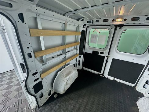Used 2023 RAM ProMaster 2500 image 12