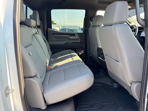Used 2026 GMC Sierra 1500 SLT w/ SLT Premium Plus Package AWD/4WD image 13