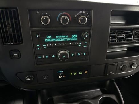 Used 2017 Chevrolet Express 2500 LS RWD image 13