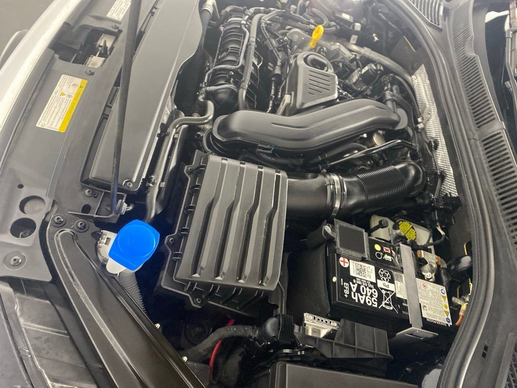 Used 2024 Volkswagen Jetta SE FWD image 34