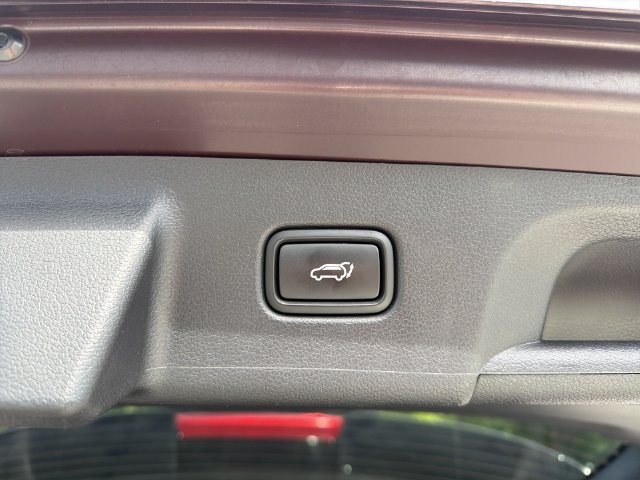 Used 2025 Hyundai Palisade Limited FWD image 46