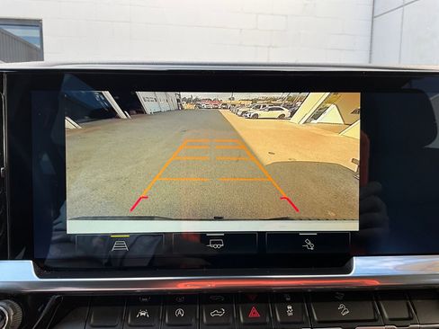 Used 2023 Chevrolet Silverado 1500 LT Trail Boss w/ Convenience Package II image 22