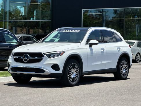 Used 2023 Mercedes-Benz GLC 300 4MATIC image 8