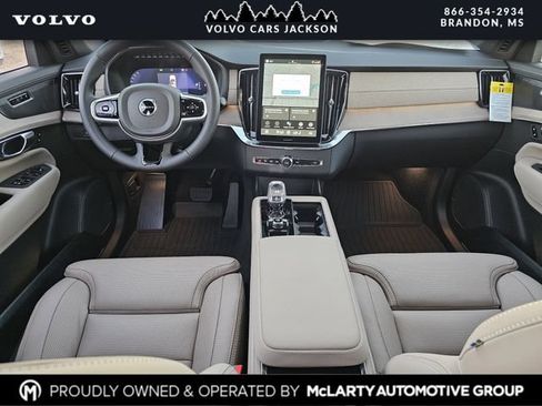 New 2026 Volvo XC90 B6 Ultra w/ Protection Package AWD/4WD image 8