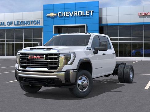 New 2026 GMC Sierra 3500 Pro w/ Convenience Package image 6