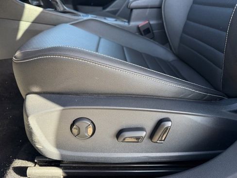 Used 2024 Volkswagen Jetta SE image 14