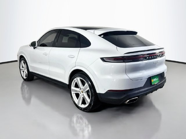 Used 2024 Porsche Cayenne Coupe AWD/4WD image 7