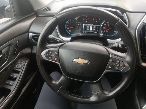 Used 2019 Chevrolet Traverse Premier AWD/4WD image 16