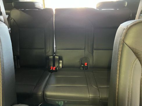 Used 2021 Chevrolet Tahoe High Country AWD/4WD image 23