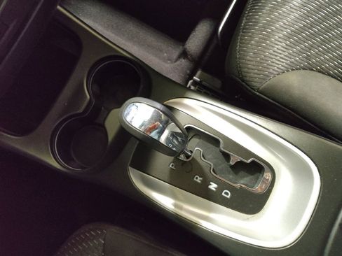 Used 2019 Dodge Journey SE image 26