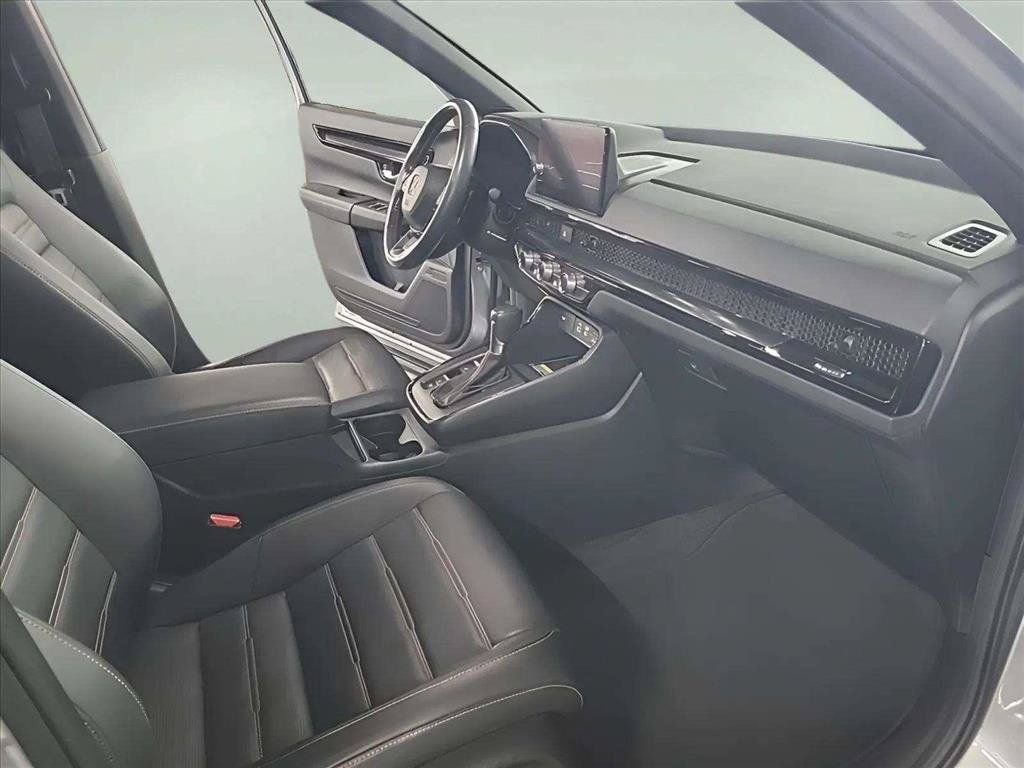 Used 2024 Honda CR-V Sport Touring image 28