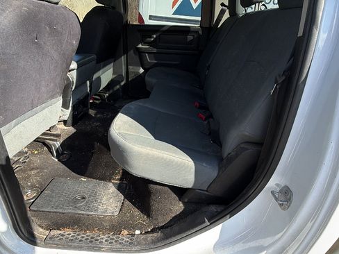 Used 2015 RAM 1500 Express image 13