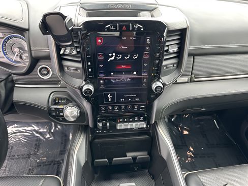 Used 2019 RAM 1500 Limited AWD/4WD image 30