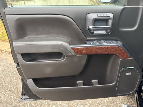 Used 2018 GMC Sierra 1500 SLT w/ SLT Premium Package image 6